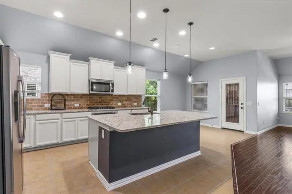1637 Journey Forth Trail, Wylie