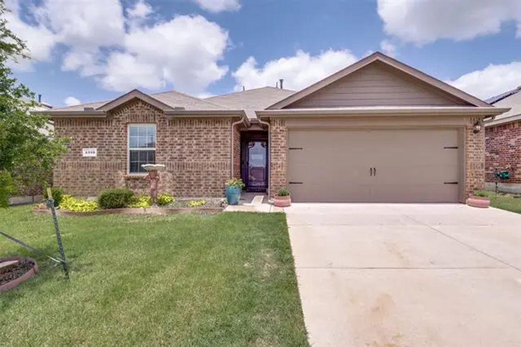 4319 Pyramid Drive, Forney