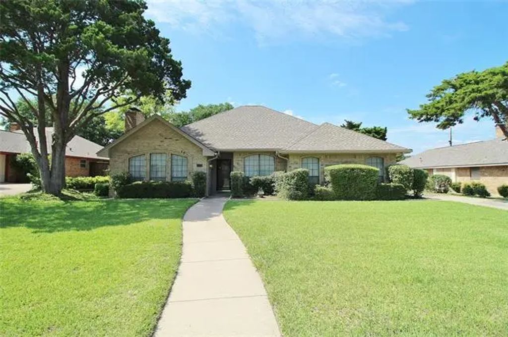 1327 High Ridge Drive, Duncanville