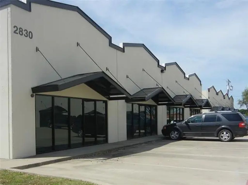 2830 #100 Market Loop Loop, Southlake