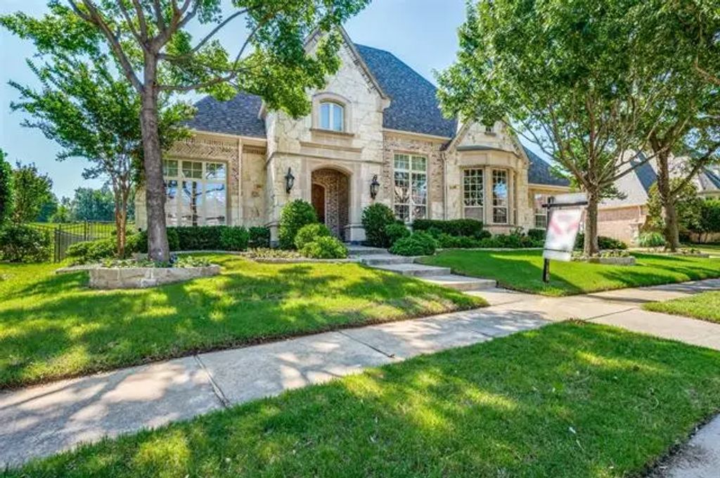8540 Canyon Crossing, Lantana