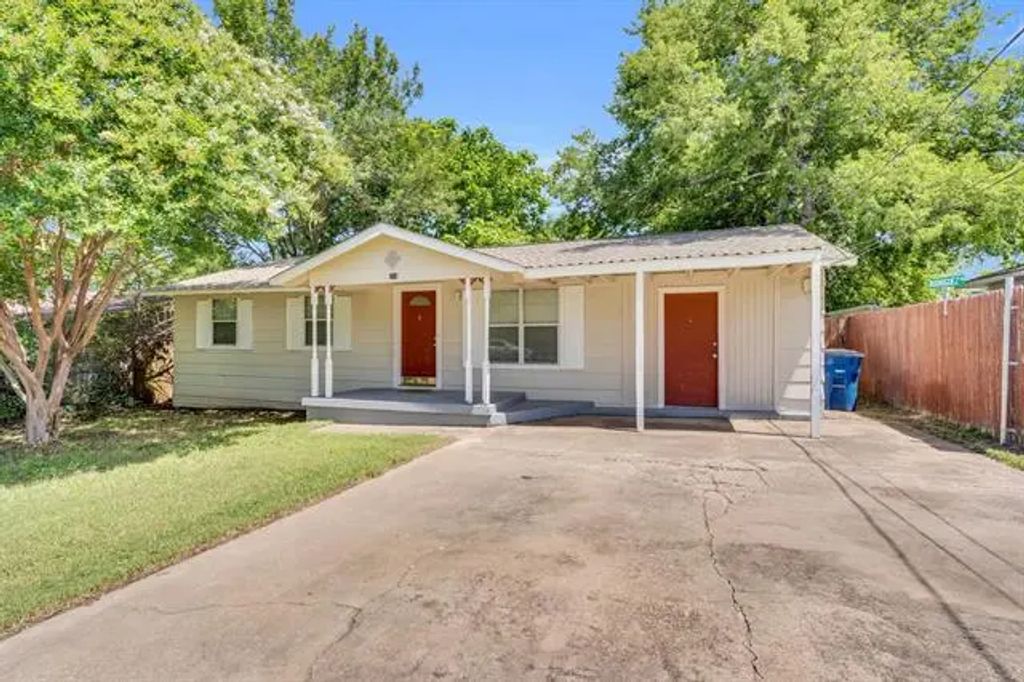 214 Hill Lane, Red Oak
