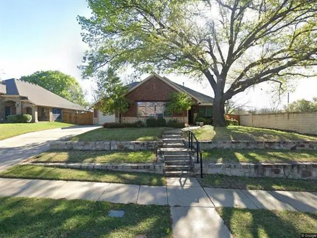 3504 Summerfield Drive, Plano