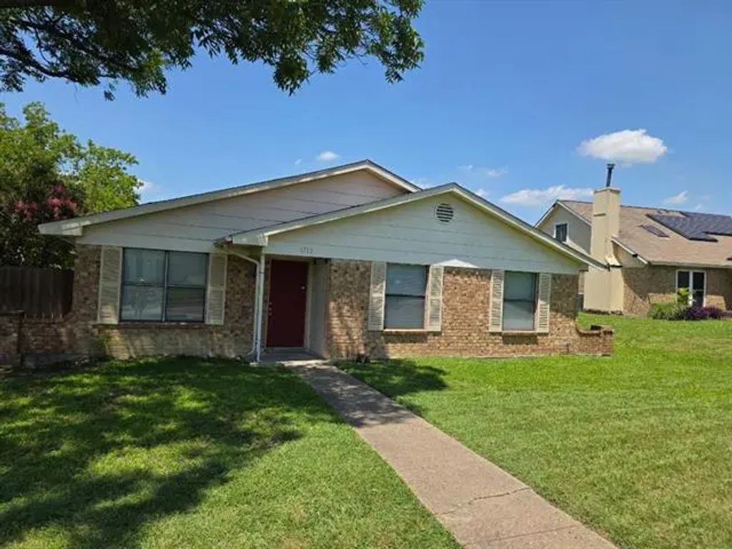 1713 Golden Grove Drive, Mesquite