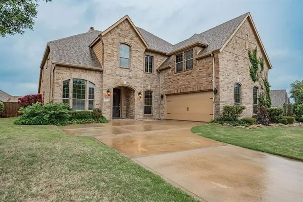 637 Grisham, Fate