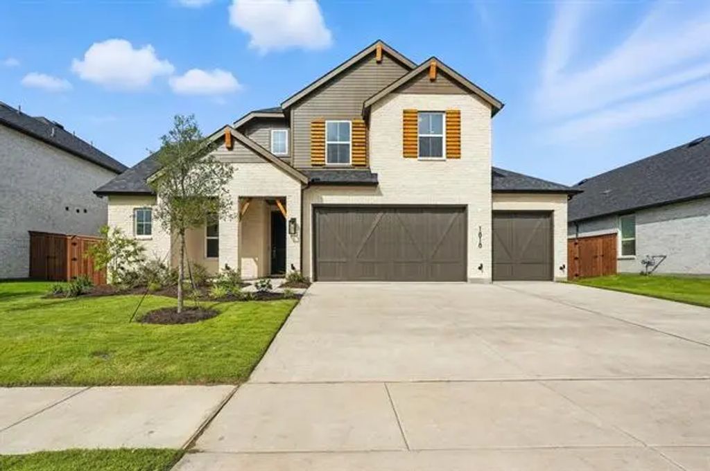 1818 Dolce Lane, McLendon Chisholm