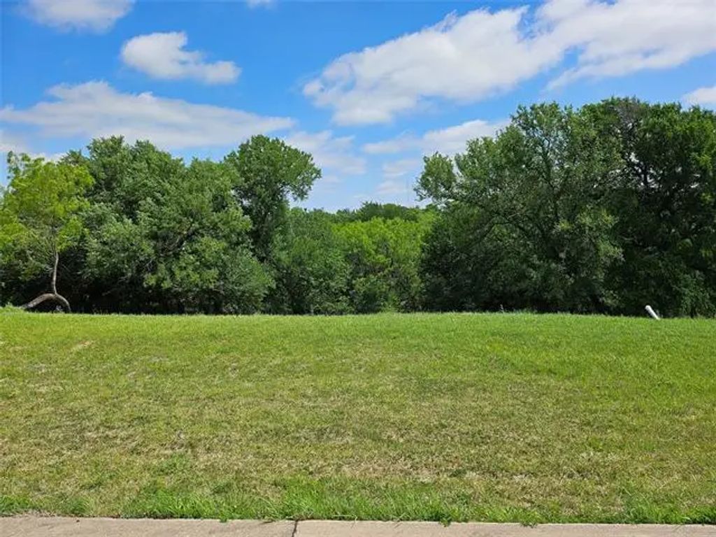 3024 Koscher Drive, Grand Prairie