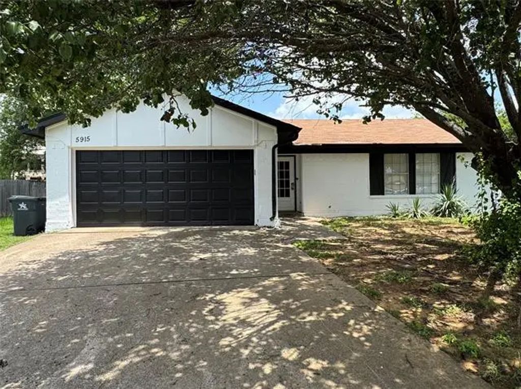 5915 Willow Crest Drive, Arlington