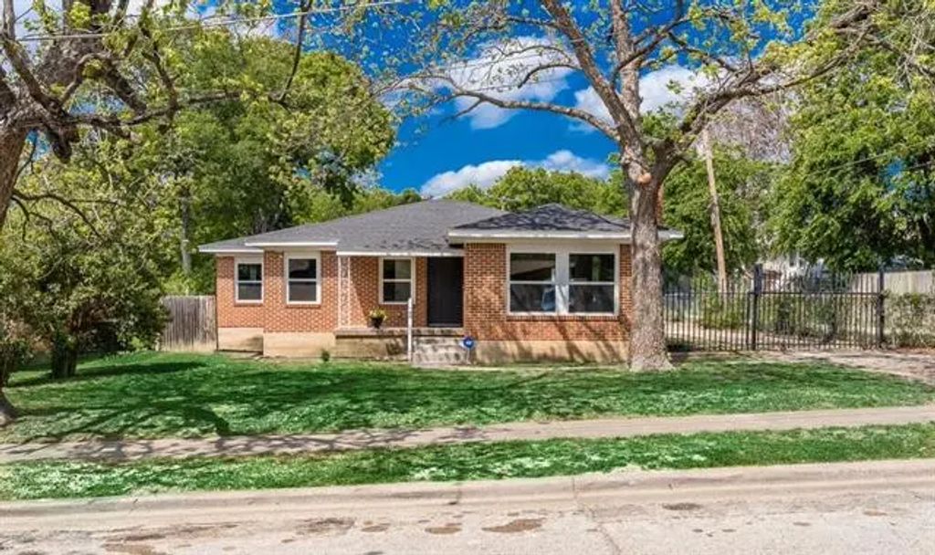 1721 Essex Avenue, Dallas