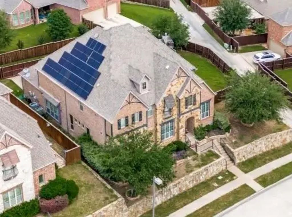 111 San Bernard Drive, Irving