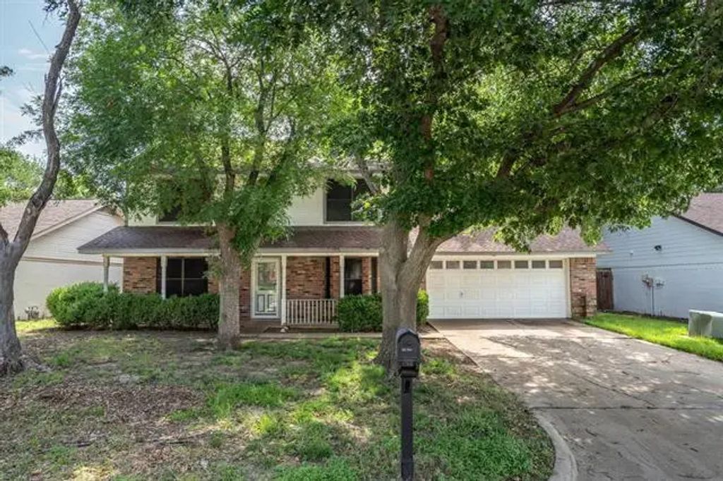 2214 Parkside Drive, Denton