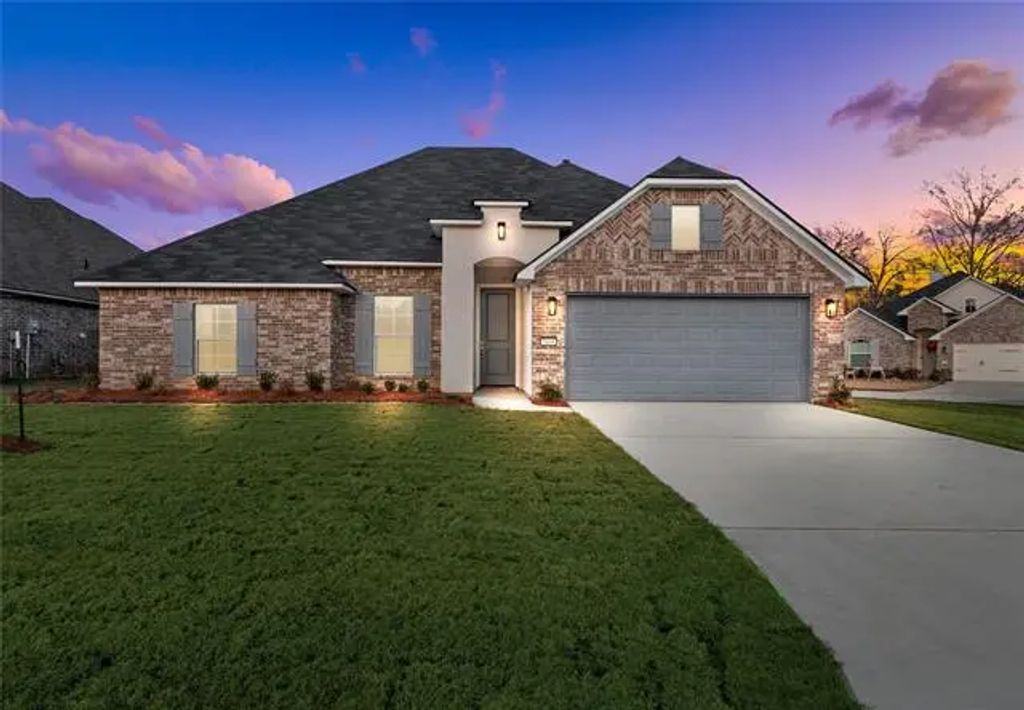 5608 Tall Pines Way, Shreveport