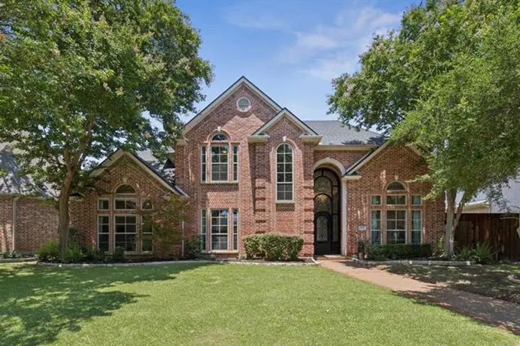 4947 Sandestin Drive, Dallas