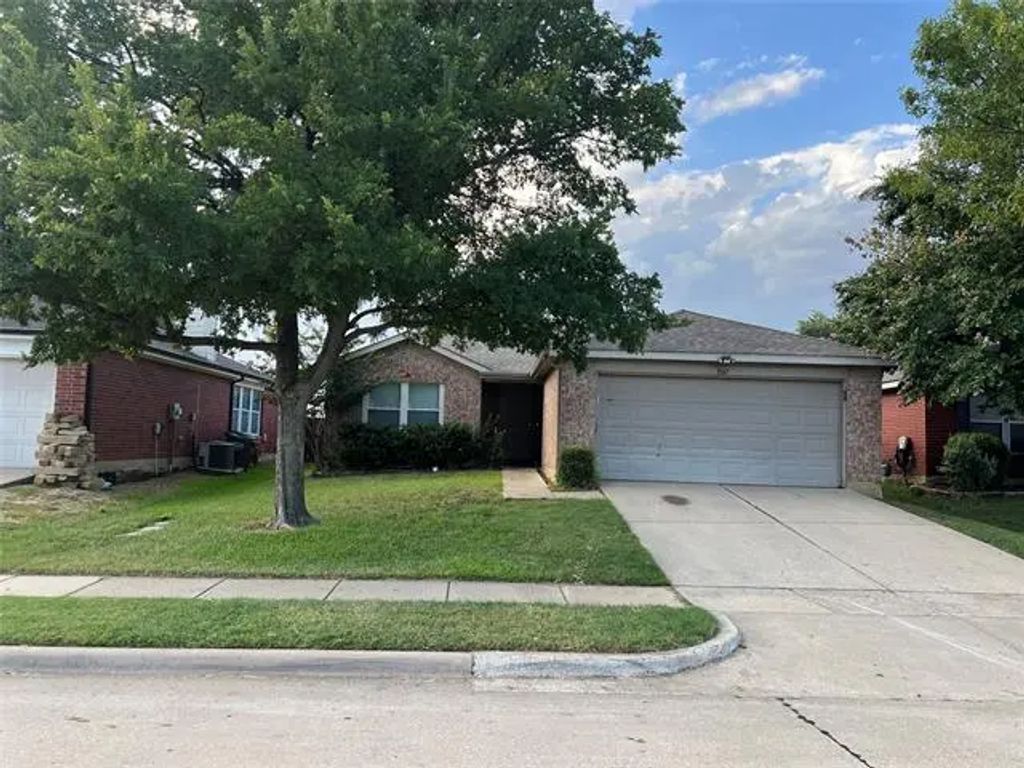 1547 Thornhill Lane, Little Elm