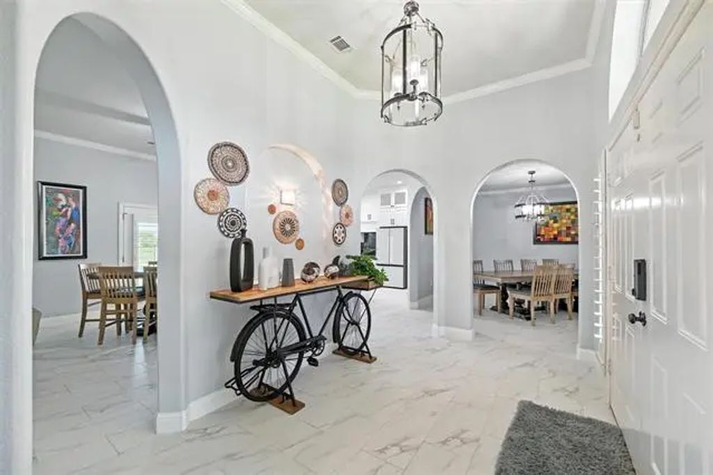 2644 Creekwood Drive, Cedar Hill