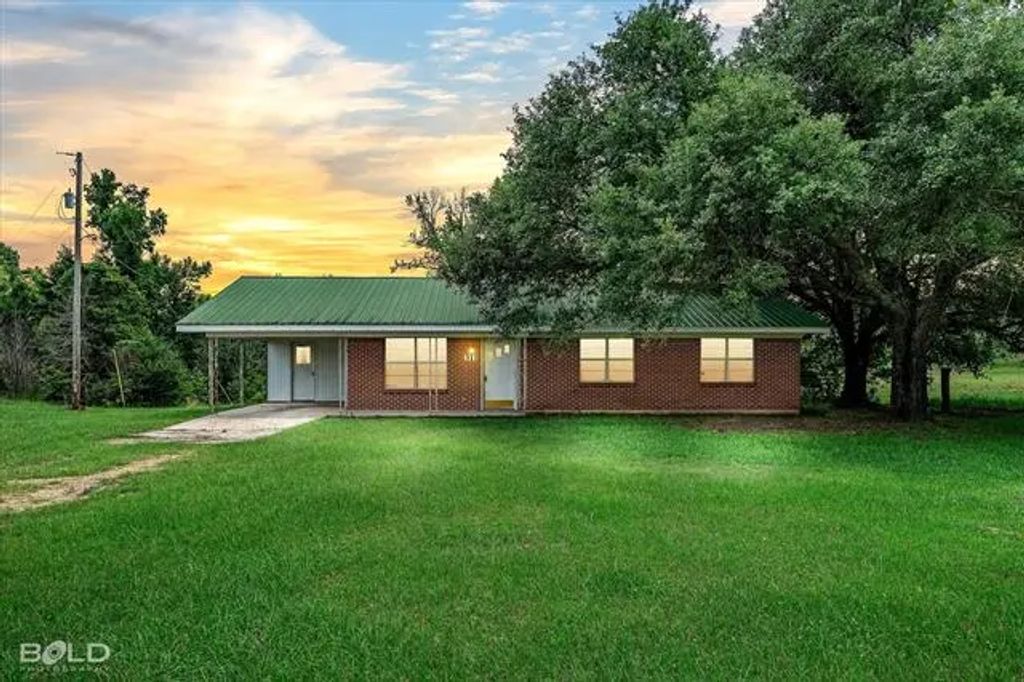 311 Rawls Road, Coushatta
