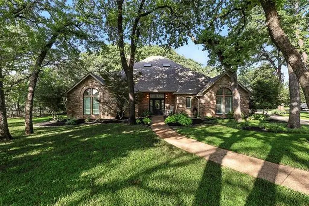 1211 Cross Timber Drive, Southlake