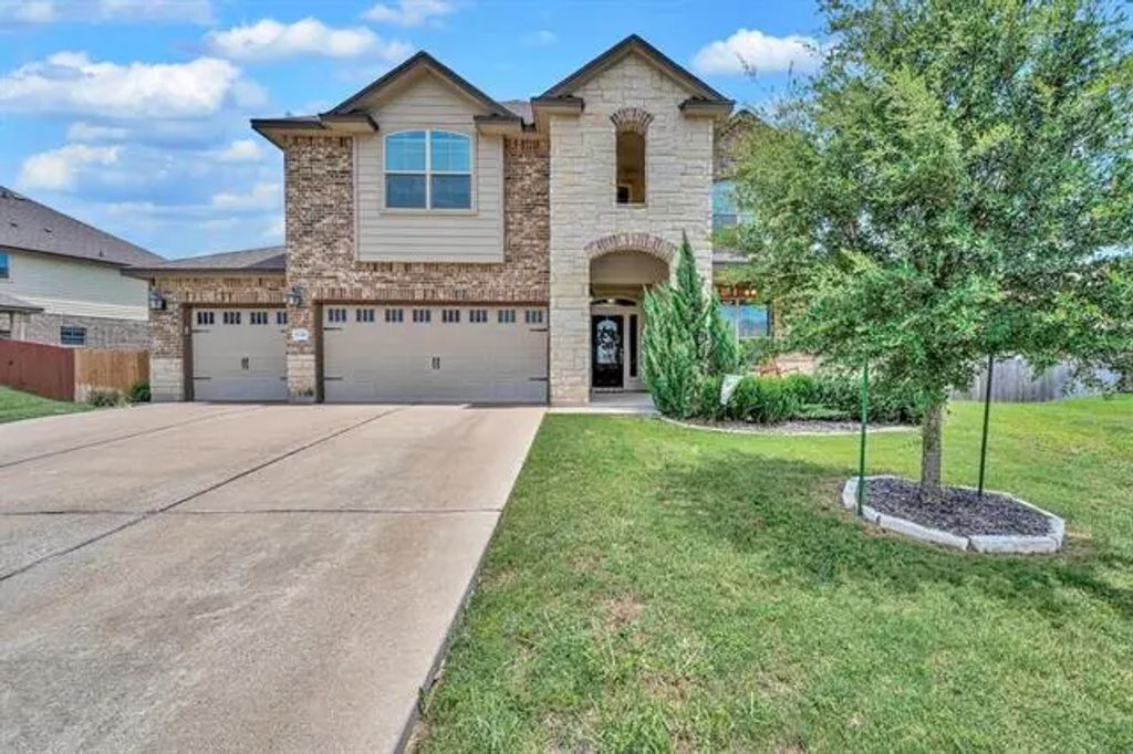 1121 Drummond, Waco