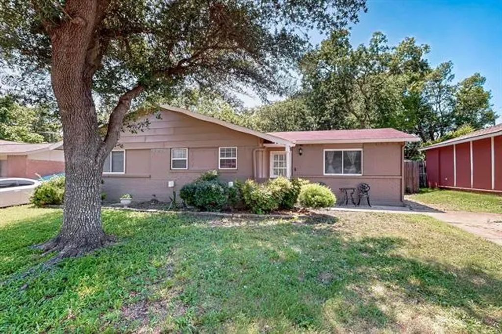 3113 Lucas Terrace, Plano