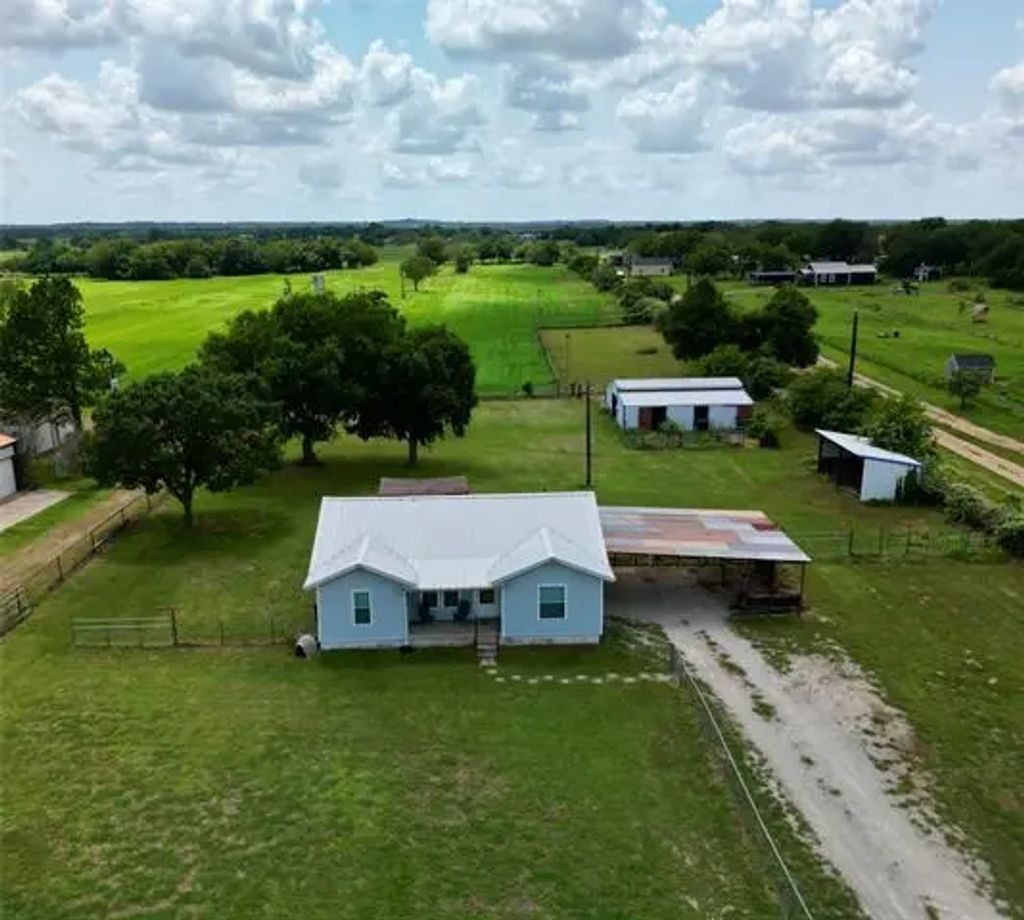 871 Lynch Bend Road, Springtown