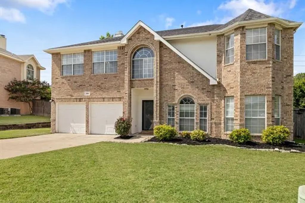 201 Cozy Lane, Cedar Hill
