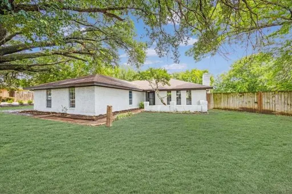 4132 Alava Drive, Fort Worth