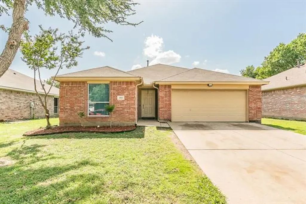 1102 David Drive, Euless