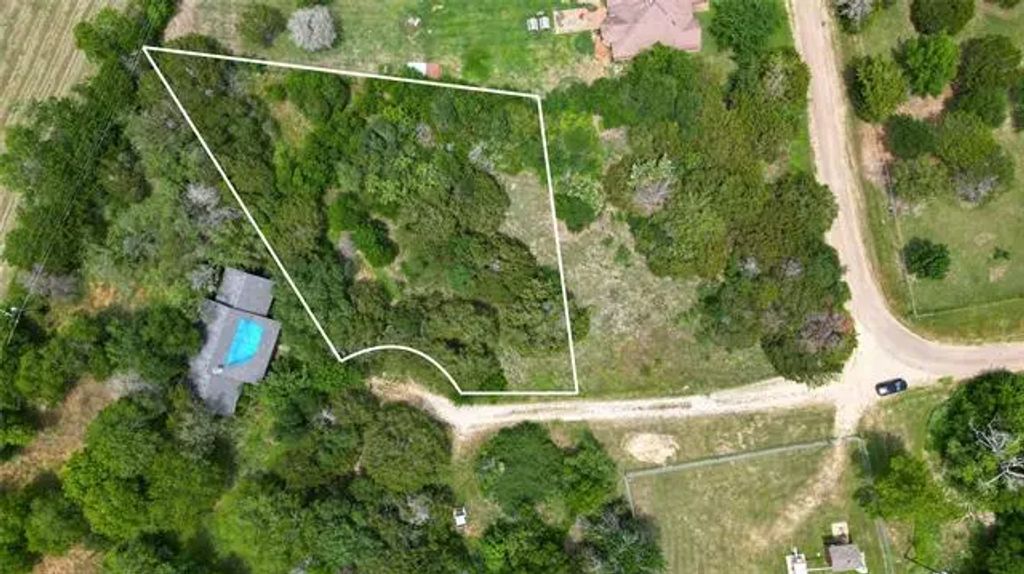 464 Brookhaven Drive, Woodway
