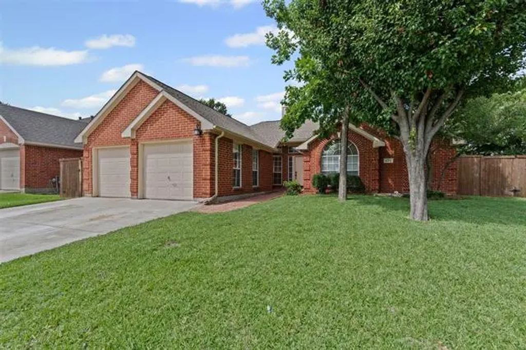 629 Aspen Way, Flower Mound
