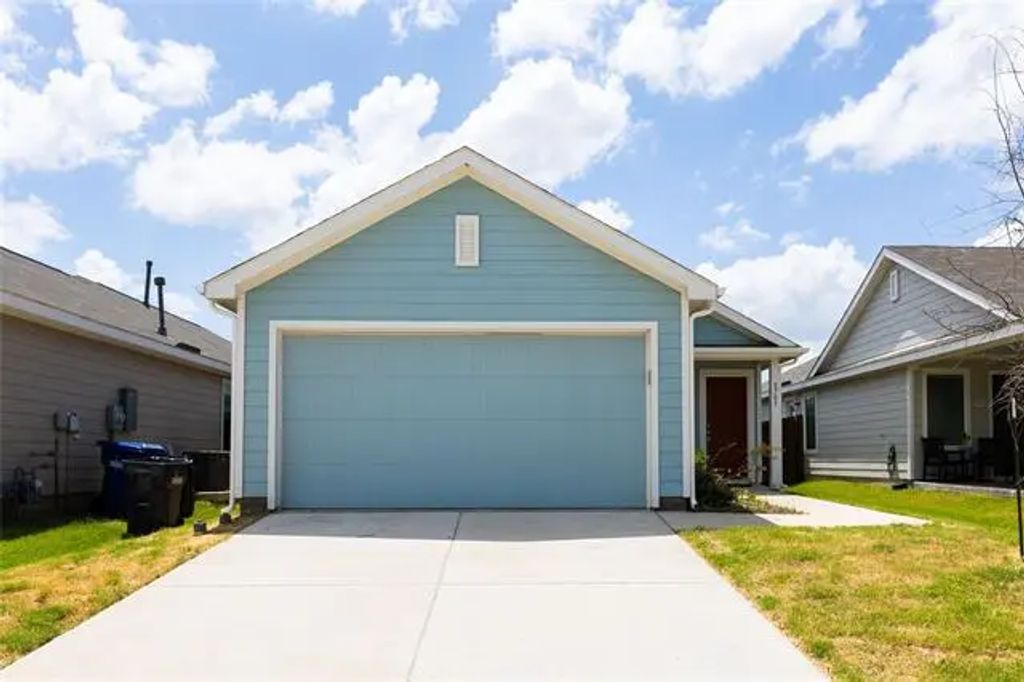 8705 Whistling Duck Drive, McKinney