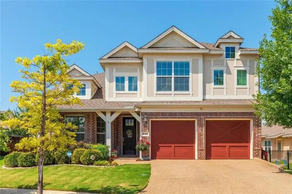 941 Nathanael Greene Court, Aubrey