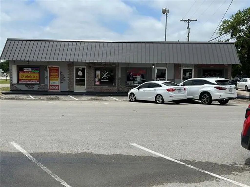 107 W Oak Street, Wylie