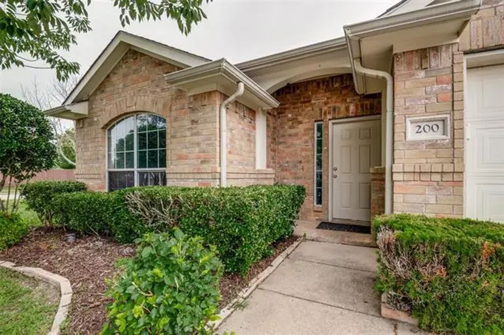 200 Patriot Parkway, Forney