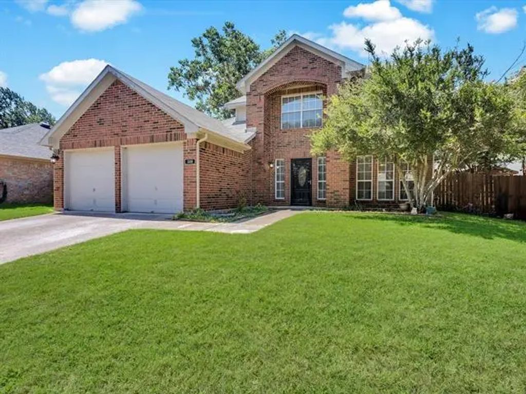 328 Ashley Oak Lane, Lake Dallas