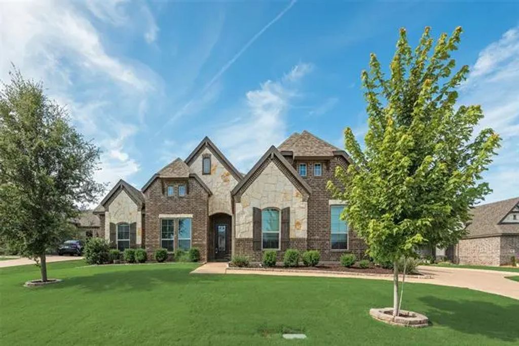 512 Sandia Park Drive, Burleson