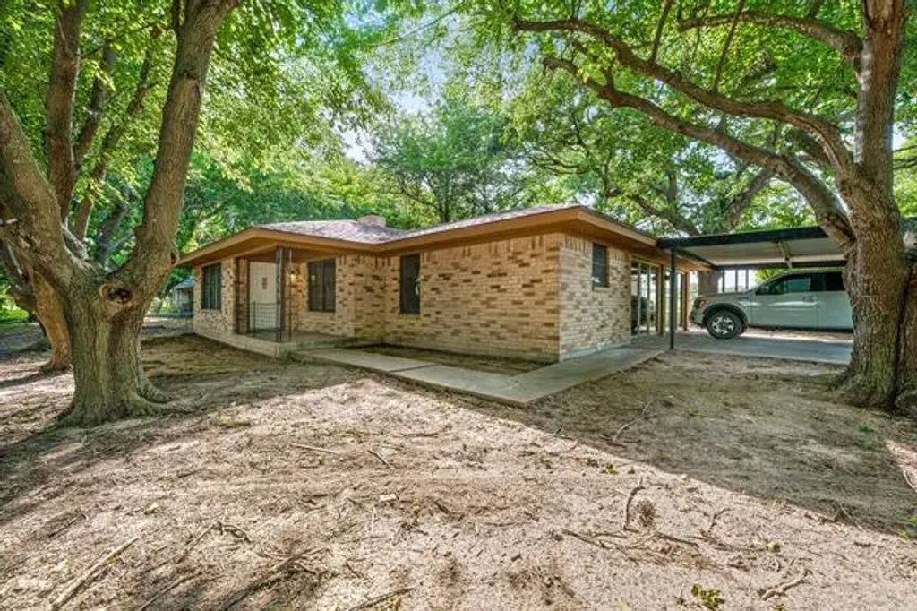 1959 Fm 205, Stephenville
