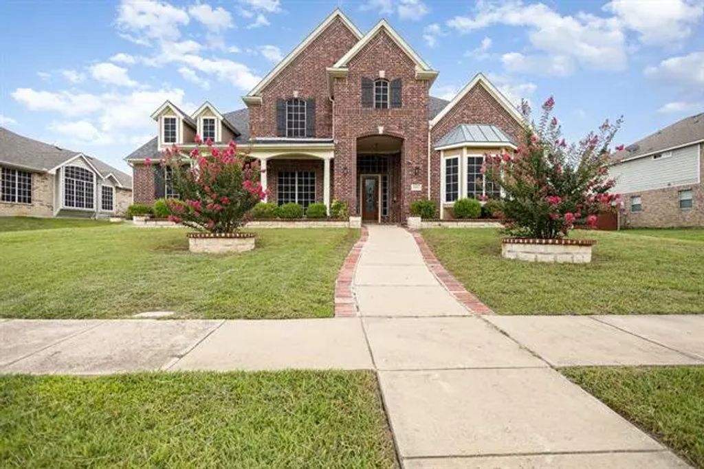 1614 Sierra Trail, Garland