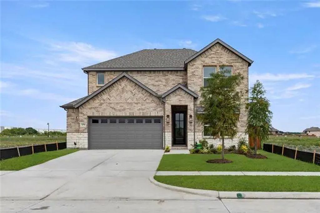 2374 Bell Way, Forney