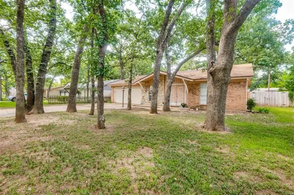 3003 Mark Drive, Arlington