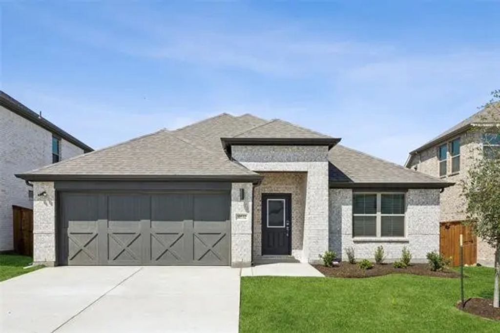 10532 Starpoint Road, Fort Worth