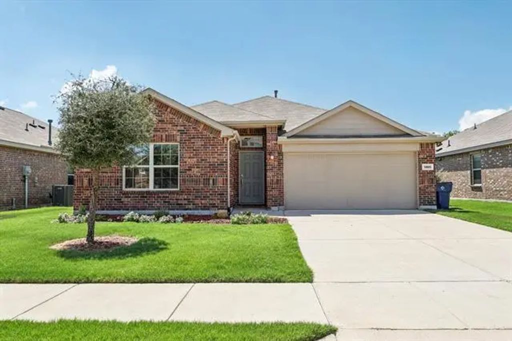 1460 Acmite Avenue, Cross Roads