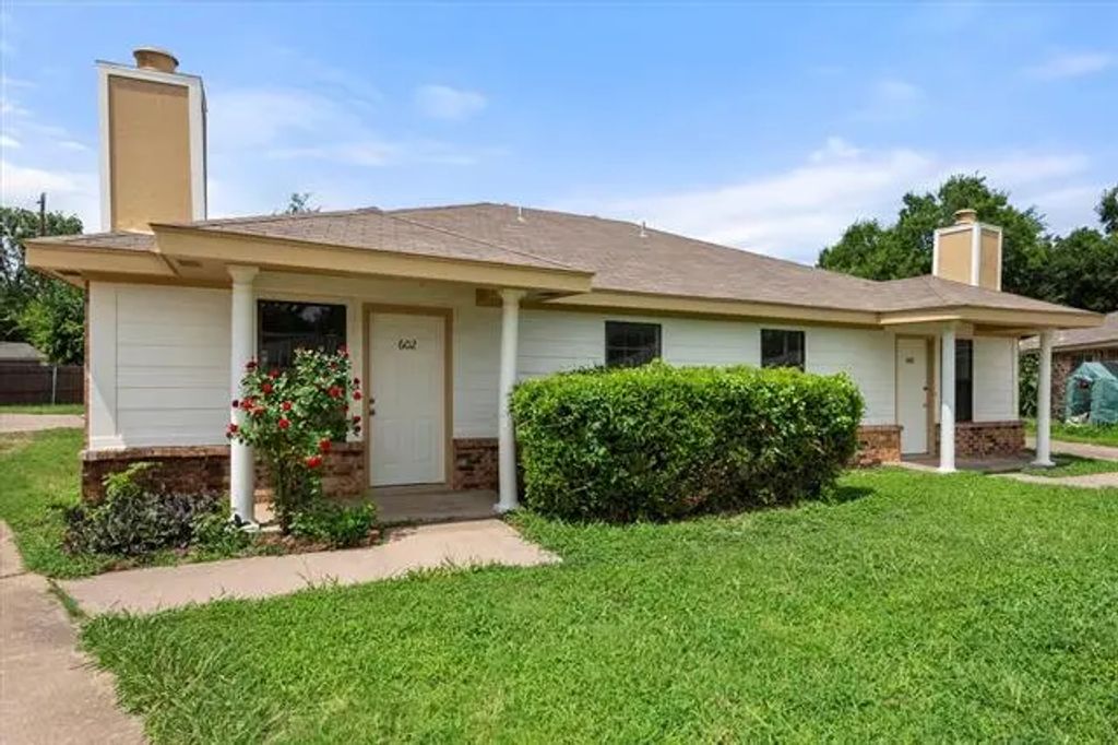 600 Renee Drive, Irving
