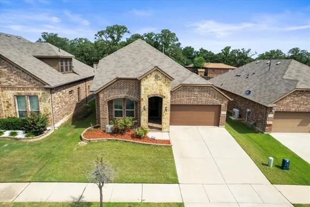 2116 Moonsail Lane, Denton