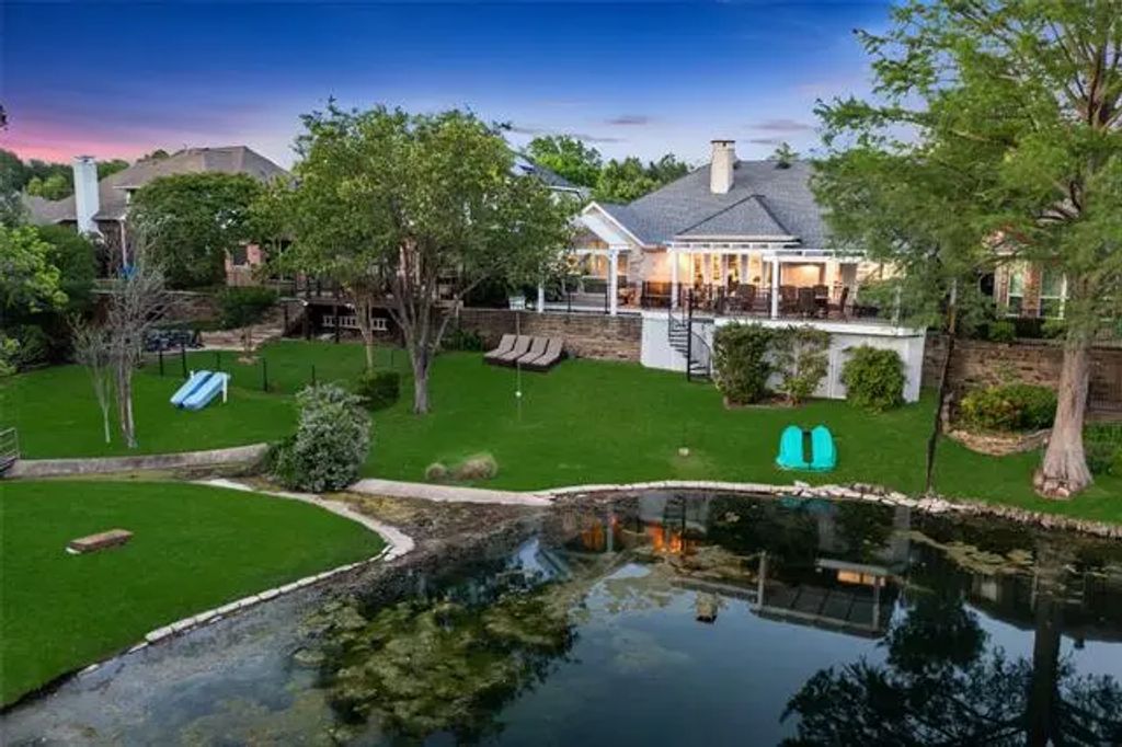 220 Lionhart Place, Rockwall