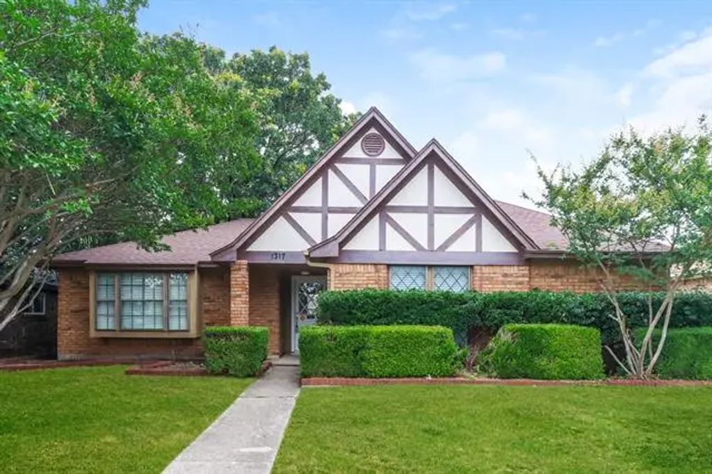 1317 Edelweiss Drive, Allen