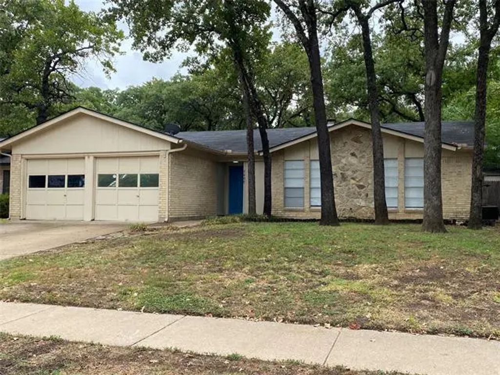 5400 Holly Trail, Arlington