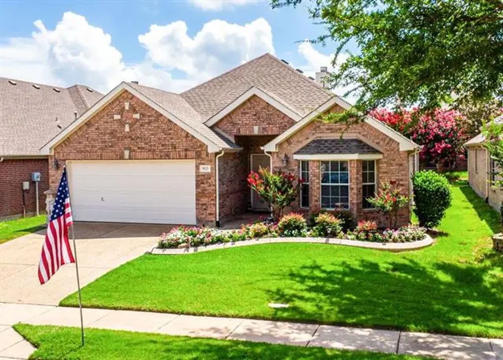 925 Cascade Drive, Fairview