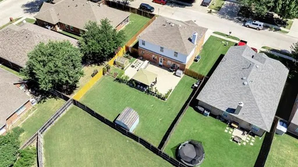 3912 Shiver Road, Fort Worth