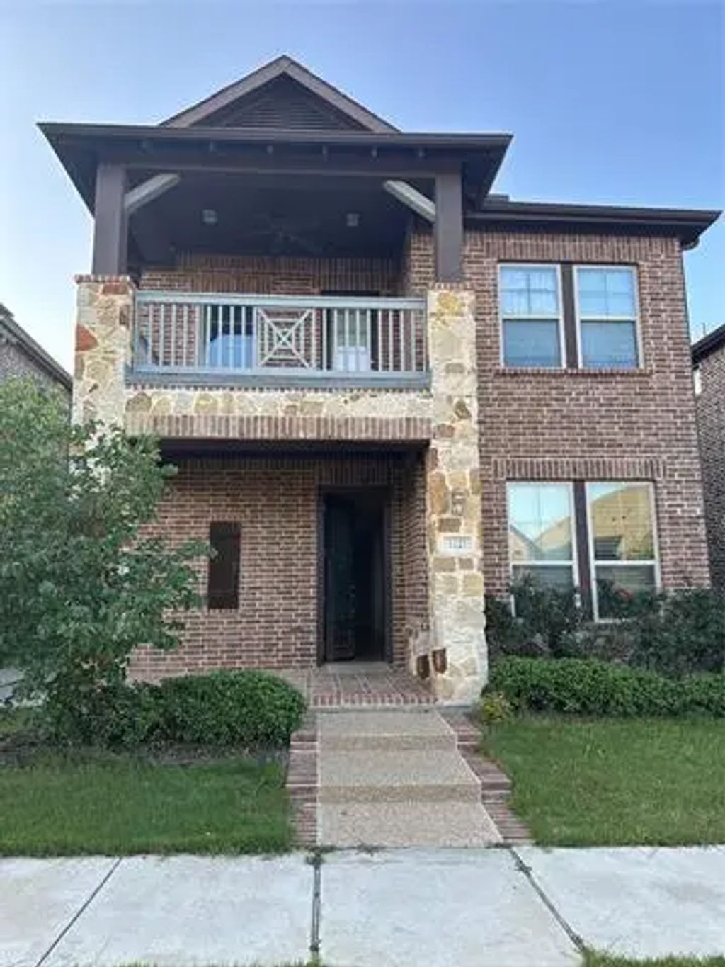 1127 Ivy Charm Way, Arlington