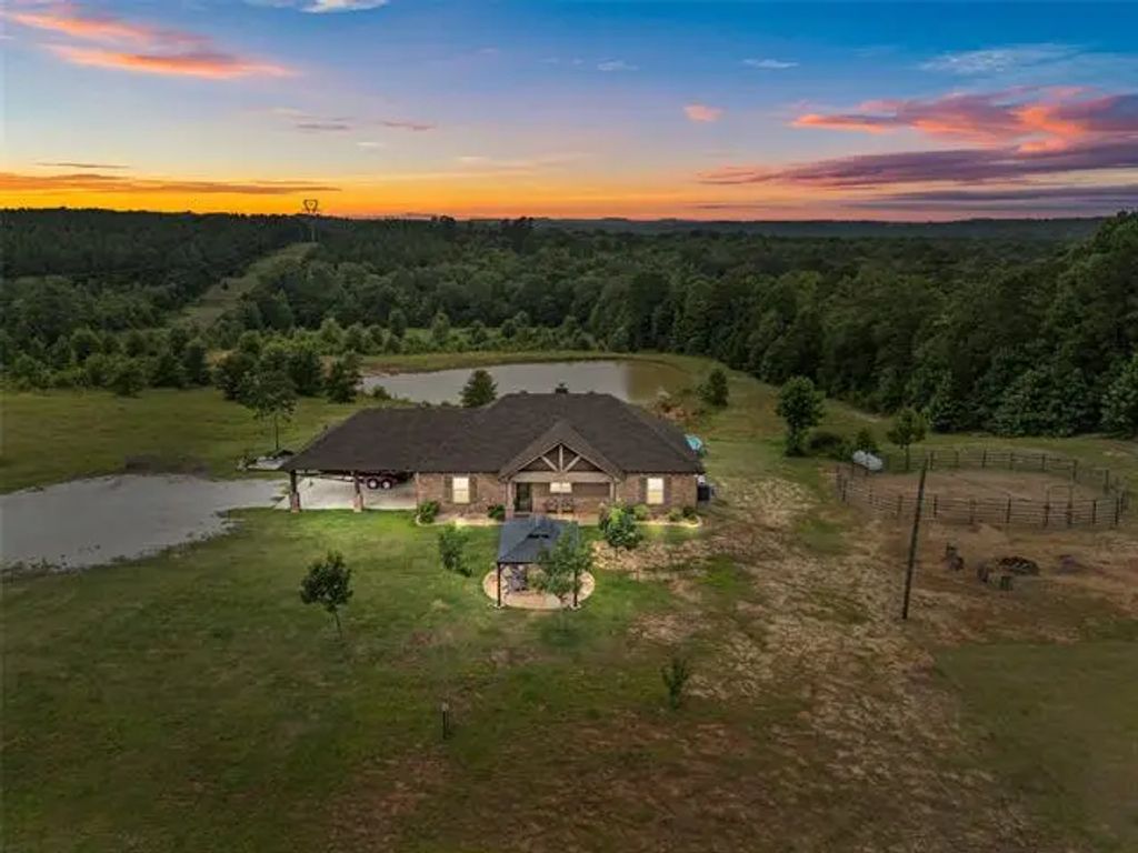 480 Clowers Road, Diana